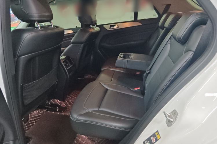 Used Mercedes-Benz M-Class 2014 ML 320 4MATIC Interior 1