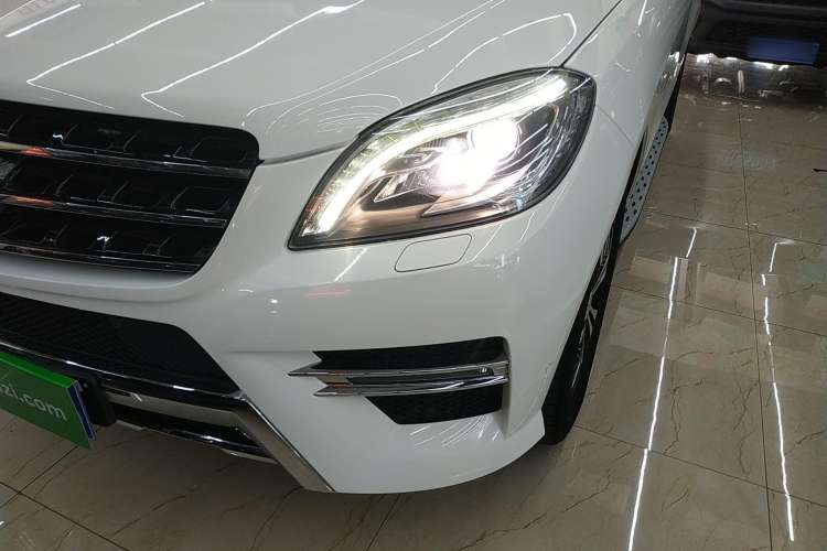 Used Mercedes-Benz M-Class 2014 ML 350 CDI 4MATIC Left Front Headlight