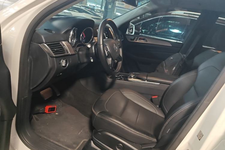 Used Mercedes-Benz M-Class 2014 ML 320 4MATIC Left Front Seat