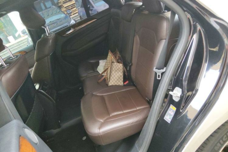 Used Mercedes-Benz M-Class 2014 ML 400 4MATIC Luxury Model Left Rear Seat