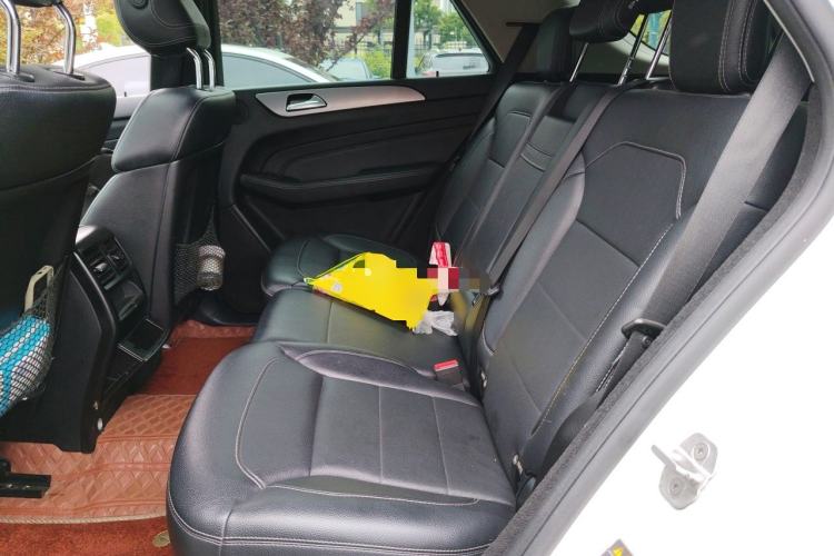 Used Mercedes-Benz M-Class 2014 ML 320 4MATIC Left Rear Seat