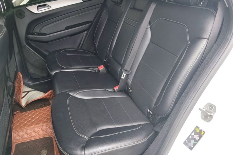 Used Mercedes-Benz M-Class 2014 ML 320 4MATIC Left Rear Seat