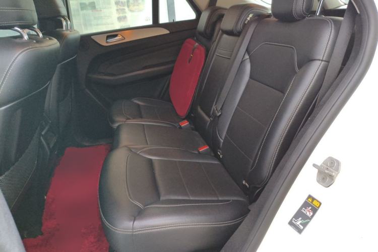 Used Mercedes-Benz M-Class 2014 ML 320 4MATIC Left Rear Seat