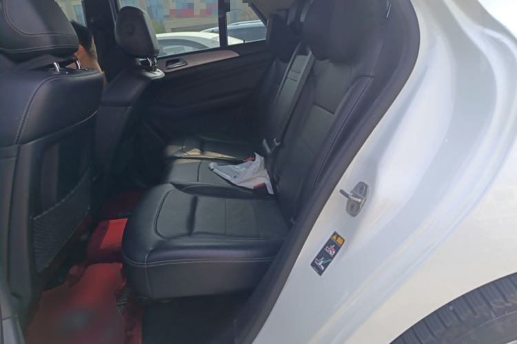 Used Mercedes-Benz M-Class 2014 ML 320 4MATIC Left Rear Seat