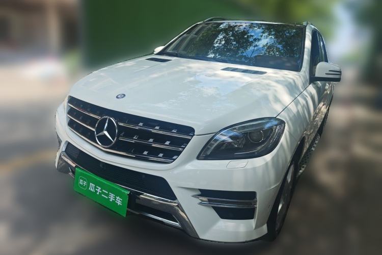 Used Mercedes-Benz M-Class 2014 ML 400 4MATIC Luxury Model Guazi used car, China used car export, Used car for sale, Used cars, Cheapest cars for sale
