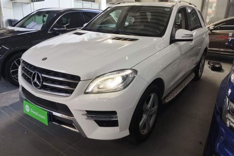 Used Mercedes-Benz M-Class 2014 ML 320 4MATIC Guazi used car, China used car export, Used car for sale, Used cars, Cheapest cars for sale