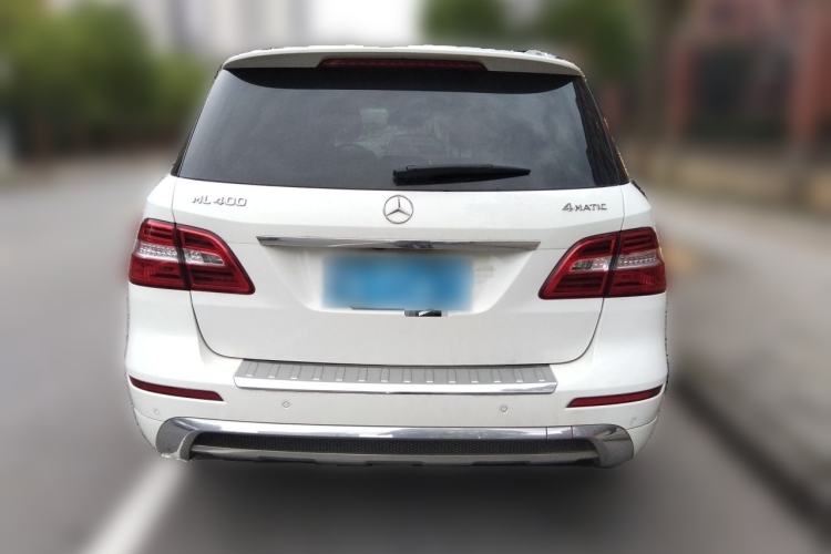 Used Mercedes-Benz M-Class 2014 ML 400 4MATIC Luxury Model Rear