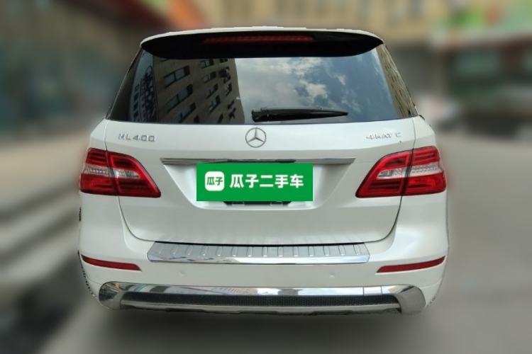 Used Mercedes-Benz M-Class 2014 ML 400 4MATIC Luxury Model Rear