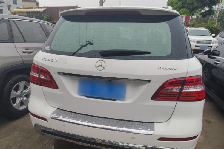 Used Mercedes-Benz M-Class 2014 ML 400 4MATIC Dynamic Model Rear
