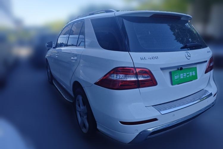 Used Mercedes-Benz M-Class 2014 ML 400 4MATIC Dynamic Model Rear Left 45 Deg