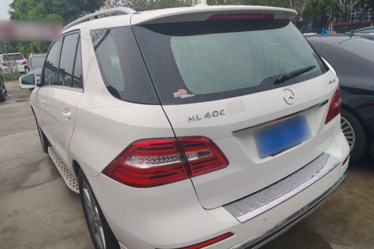 Used Mercedes-Benz M-Class 2014 ML 400 4MATIC Dynamic Model Rear Left 45 Deg