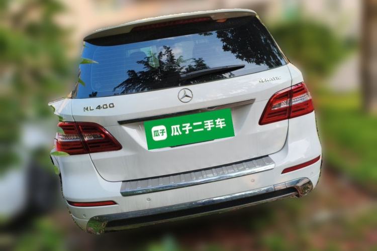 Used Mercedes-Benz M-Class 2014 ML 400 4MATIC Dynamic Model Rear Left 45 Deg