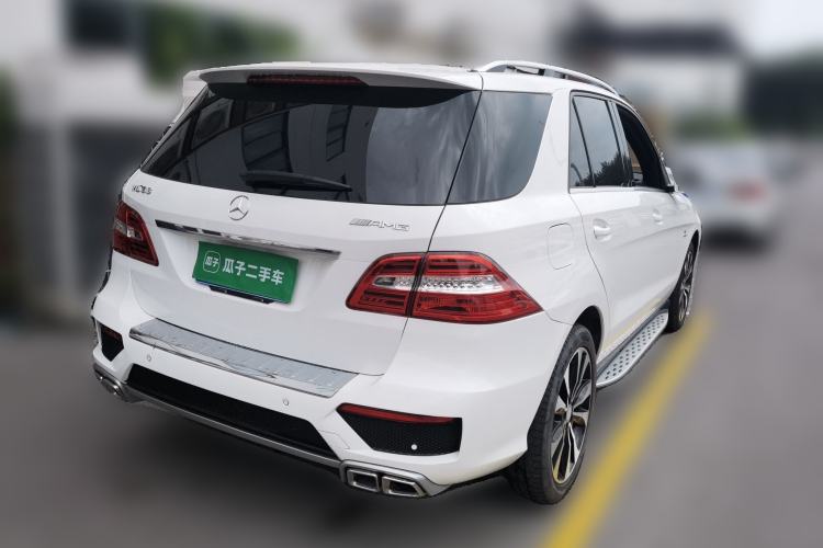 Used Mercedes-Benz M-Class  Rear Right 45 Deg