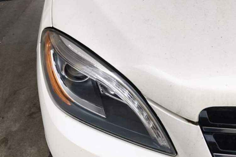 Used Mercedes-Benz M-Class 2014 ML 350 CDI 4MATIC Right Front Headlight