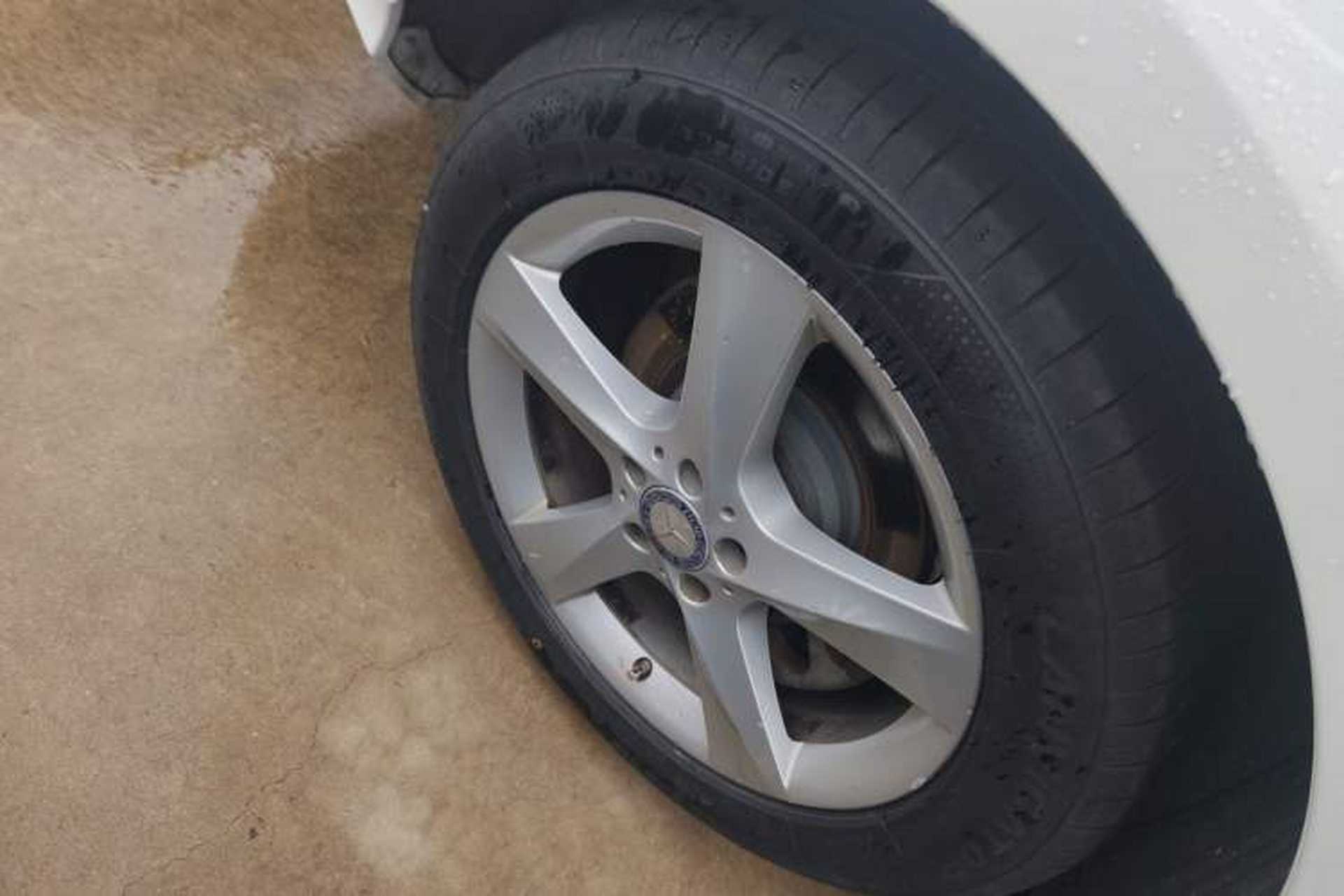 Used Mercedes-Benz M-Class 2014 ML 400 4MATIC Dynamic Model Right Rear Wheel Hub