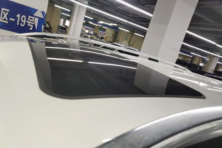 Used Mercedes-Benz M-Class 2014 ML 320 4MATIC Roof