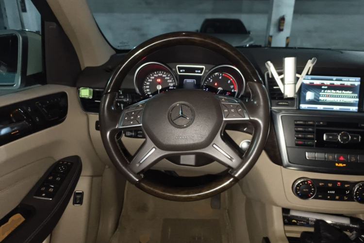 Used Mercedes-Benz M-Class  Steering Wheel