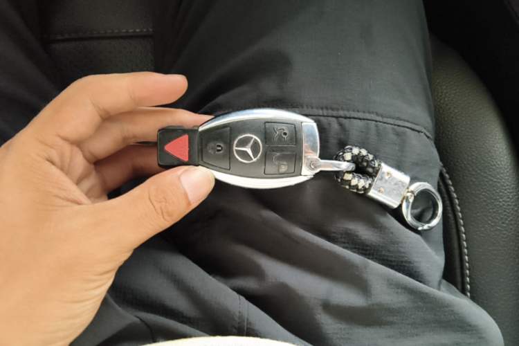 Used Mercedes-Benz M-Class 2014 ML 350 CDI 4MATIC Vehicle Key
