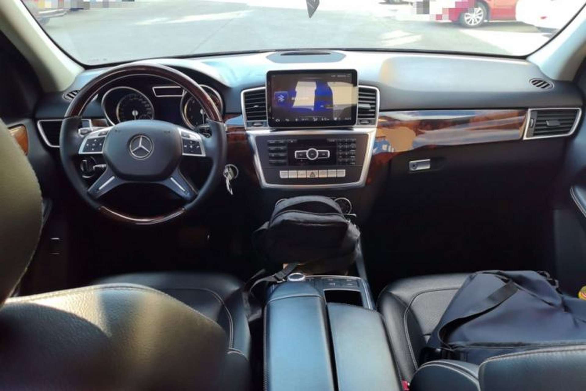 Used Mercedes-Benz M-Class  Center Console