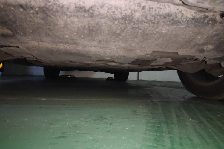 Used Mercedes-Benz M-Class 2015 ML 320 4MATIC Chassis Front