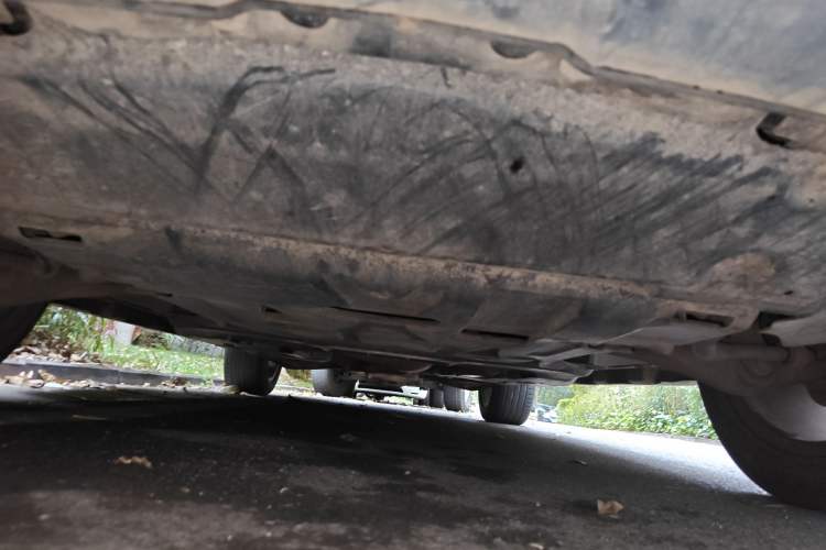 Used Mercedes-Benz M-Class 2015 ML 320 4MATIC Chassis Front