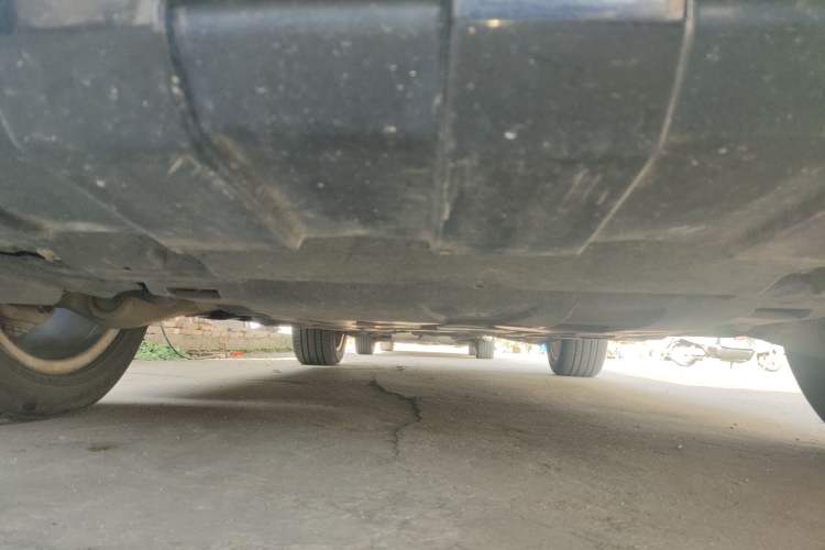 Used Mercedes-Benz M-Class 2015 ML 320 4MATIC Chassis Front