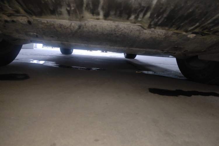 Used Mercedes-Benz M-Class 2015 ML 400 4MATIC Dynamic Model Chassis Front