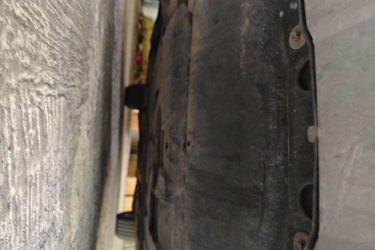 Used Mercedes-Benz M-Class 2015 ML 320 4MATIC Chassis Front