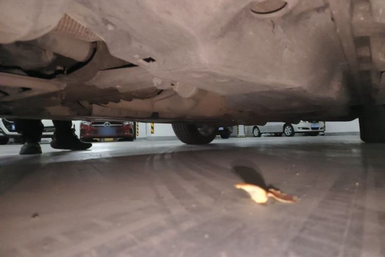 Used Mercedes-Benz M-Class 2015 ML 400 4MATIC Luxury Model Chassis Front Left