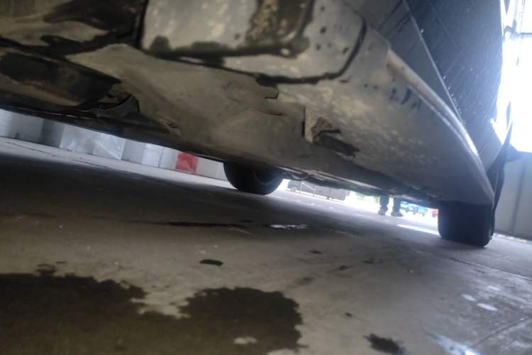 Used Mercedes-Benz M-Class 2015 ML 400 4MATIC Dynamic Model Chassis Front Left