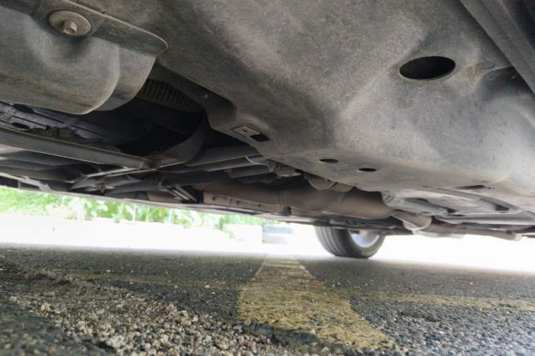 Used Mercedes-Benz M-Class 2015 ML 400 4MATIC Dynamic Model Chassis Front Left
