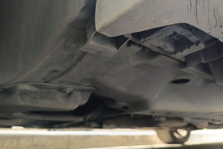 Used Mercedes-Benz M-Class 2015 ML 400 4MATIC Dynamic Model Chassis Front Left