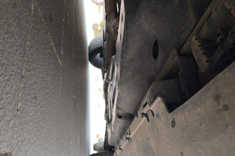 Used Mercedes-Benz M-Class 2015 ML 320 4MATIC Chassis Front Left