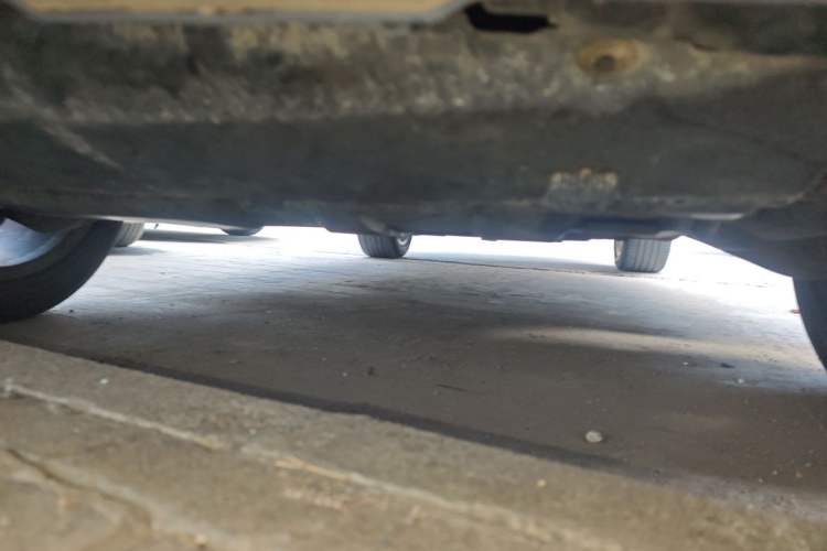 Used Mercedes-Benz M-Class 2015 ML 400 4MATIC Dynamic Model Chassis Front