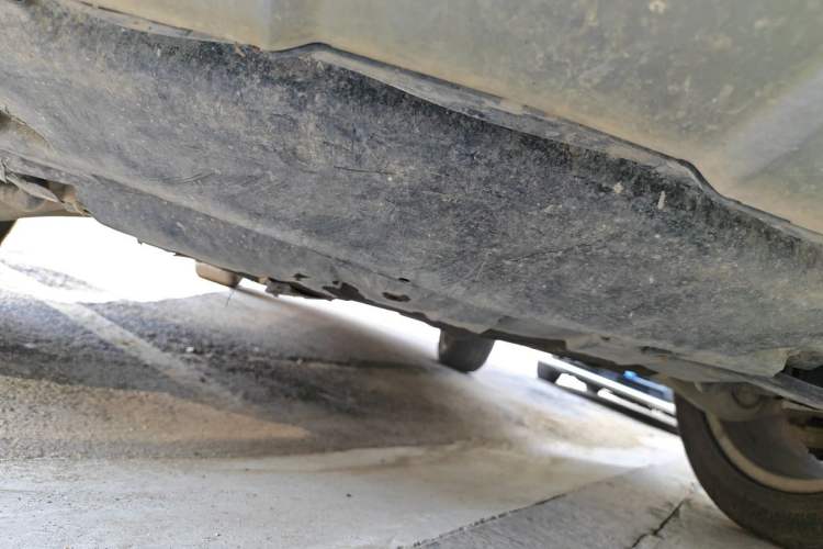 Used Mercedes-Benz M-Class 2015 ML 320 4MATIC Chassis Front