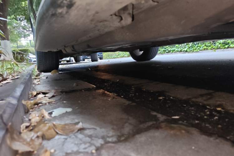 Used Mercedes-Benz M-Class 2015 ML 320 4MATIC Chassis Front Right