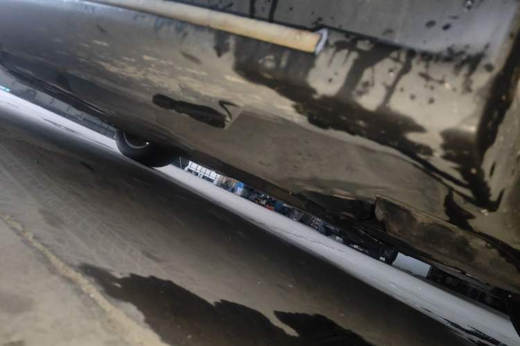 Used Mercedes-Benz M-Class 2015 ML 400 4MATIC Dynamic Model Chassis Front Right