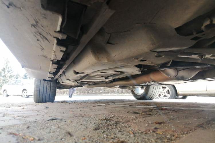 Used Mercedes-Benz M-Class 2015 ML 320 4MATIC Chassis Front Right