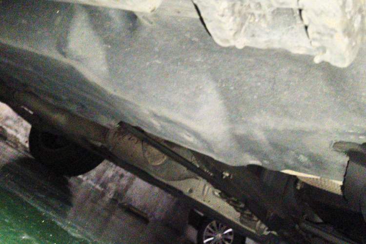 Used Mercedes-Benz M-Class 2015 ML 400 4MATIC Luxury Model Chassis Front Right