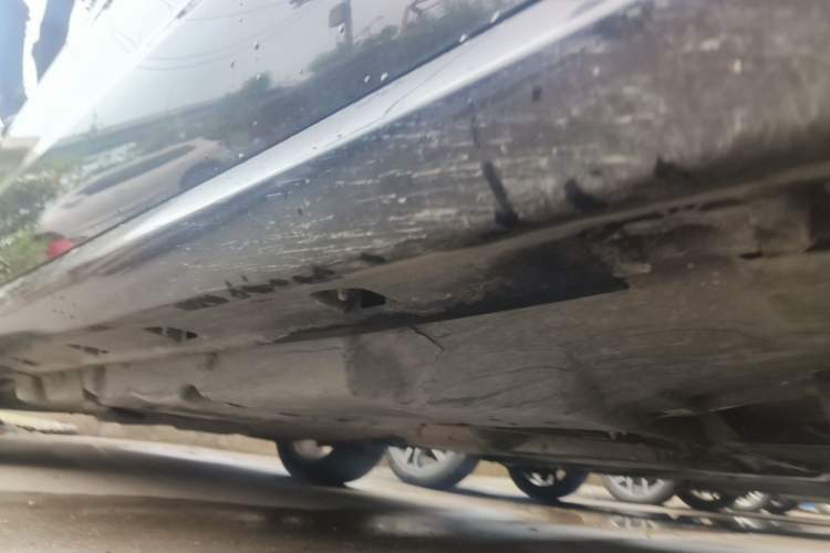 Used Mercedes-Benz M-Class 2015 ML 400 4MATIC Dynamic Model Chassis Front Right