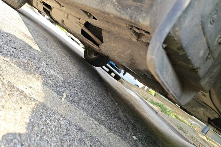 Used Mercedes-Benz M-Class 2015 ML 320 4MATIC Chassis Front Right