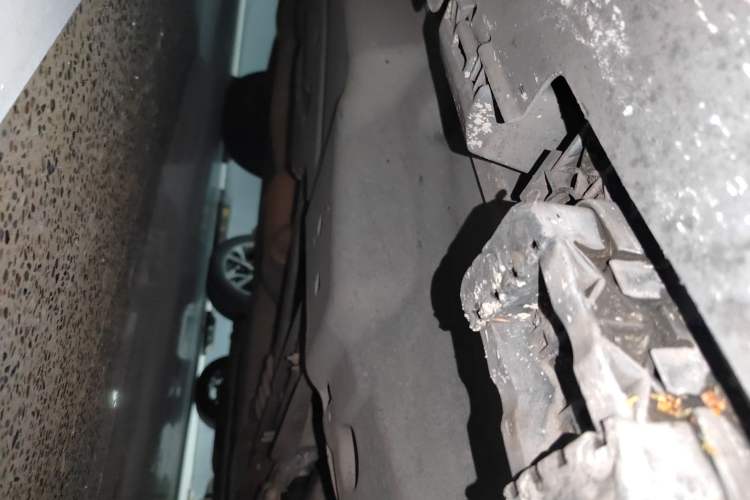 Used Mercedes-Benz M-Class 2015 ML 400 4MATIC Luxury Model Chassis Front Right