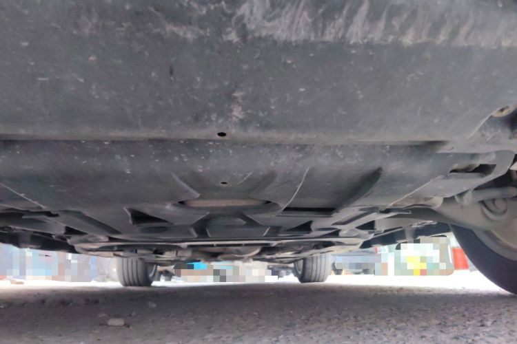 Used Mercedes-Benz M-Class 2015 ML 400 4MATIC Dynamic Model Chassis Front