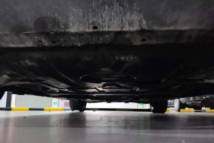 Used Mercedes-Benz M-Class 2015 ML 400 4MATIC Luxury Model Chassis Front