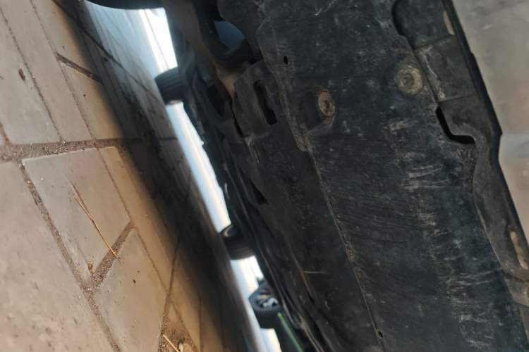 Used Mercedes-Benz M-Class 2015 ML 320 4MATIC Chassis Front