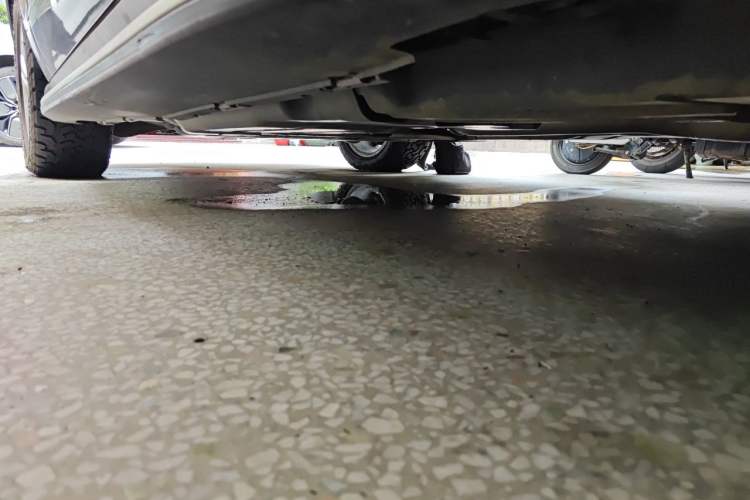 Used Mercedes-Benz M-Class 2015 ML 350 CDI 4MATIC Chassis Rear Left