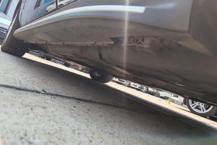 Used Mercedes-Benz M-Class 2015 ML 400 4MATIC Luxury Model Chassis Rear Left