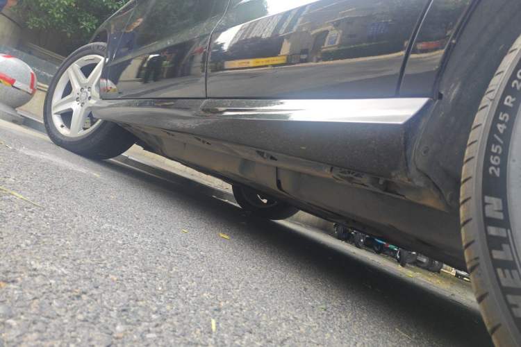 Used Mercedes-Benz M-Class  Chassis Rear Left