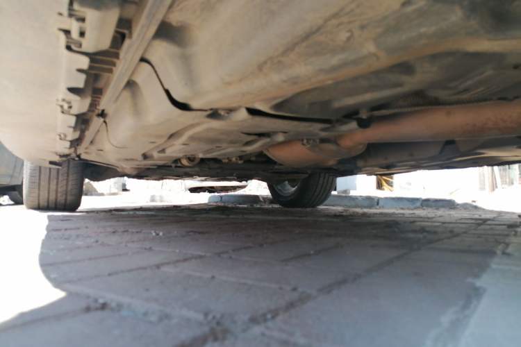 Used Mercedes-Benz M-Class 2015 ML 320 4MATIC Chassis Rear Left