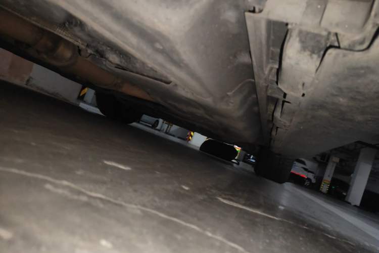 Used Mercedes-Benz M-Class 2015 ML 400 4MATIC Dynamic Model Chassis Rear Right